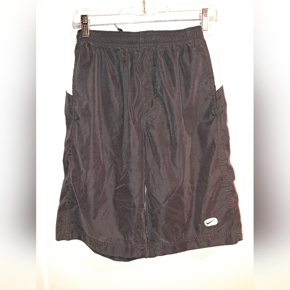 Nike lined shorts